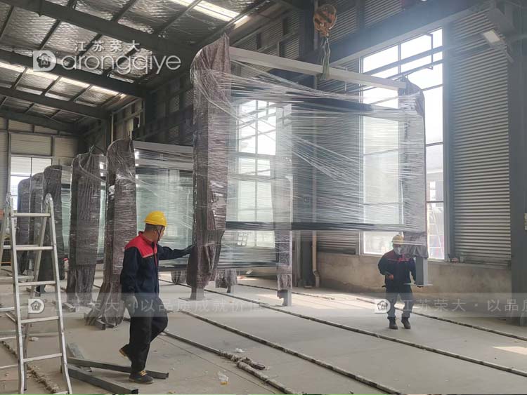 浙江智慧公交站台第二批发货案例图一